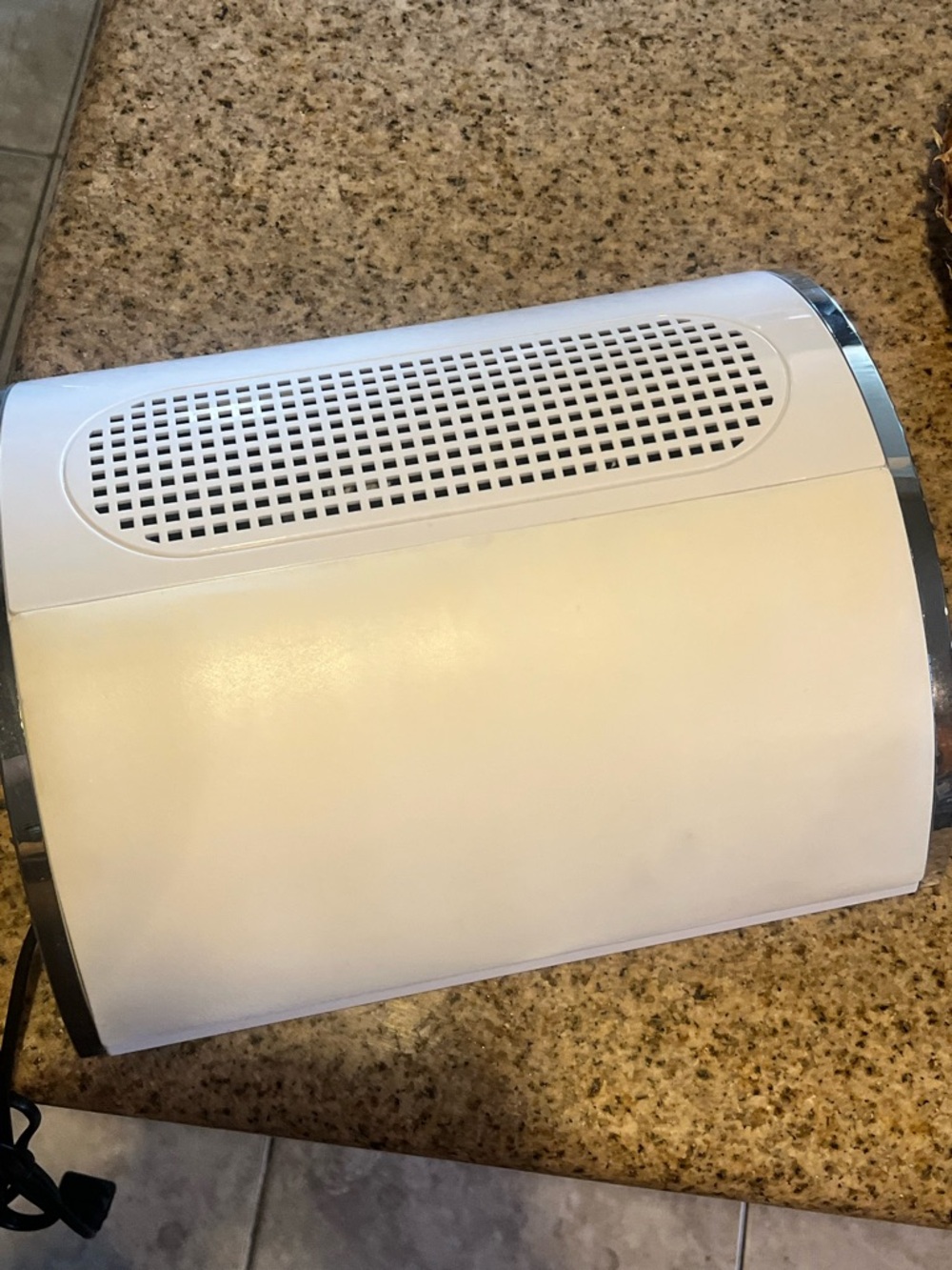 Nail Dust Collector & Armrest